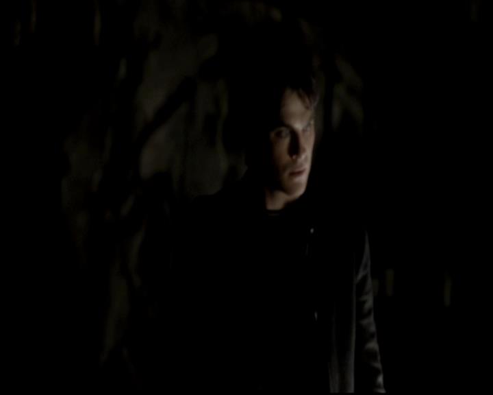 VampireDiariesWorld-dot-org_4x11CatchMeIfYouCan1612.jpg