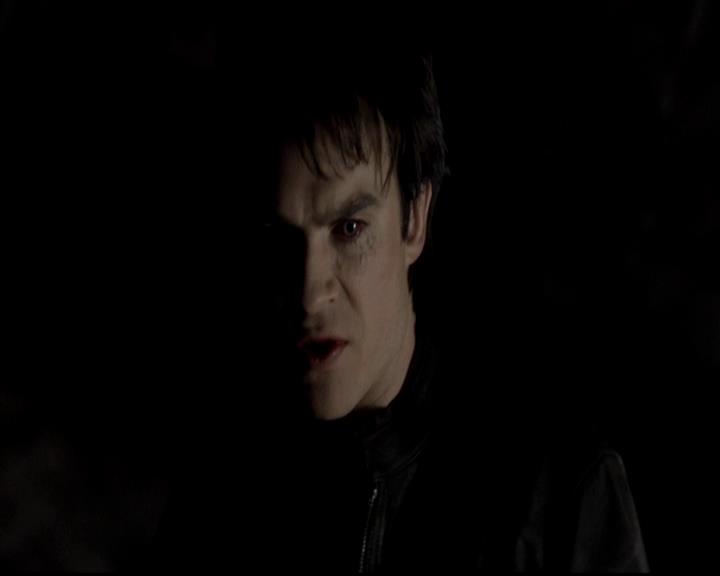 VampireDiariesWorld-dot-org_4x11CatchMeIfYouCan1621.jpg