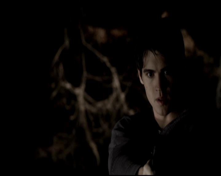 VampireDiariesWorld-dot-org_4x11CatchMeIfYouCan1632.jpg