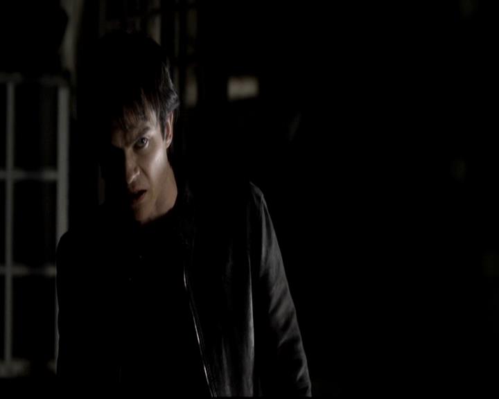 VampireDiariesWorld-dot-org_4x11CatchMeIfYouCan1634.jpg