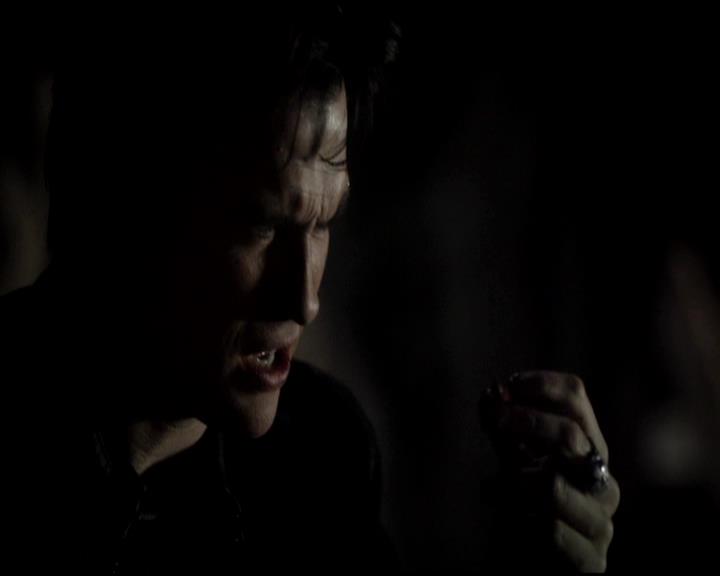 VampireDiariesWorld-dot-org_4x11CatchMeIfYouCan1664.jpg