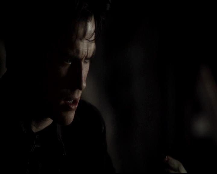 VampireDiariesWorld-dot-org_4x11CatchMeIfYouCan1666.jpg