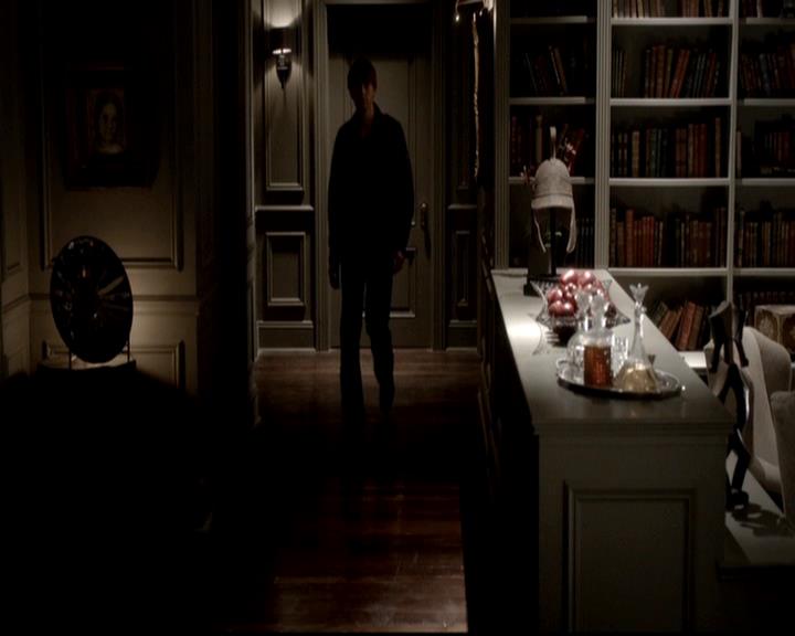 VampireDiariesWorld-dot-org_4x11CatchMeIfYouCan1696.jpg