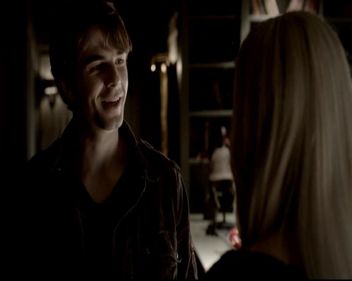 VampireDiariesWorld-dot-org_4x11CatchMeIfYouCan1703.jpg