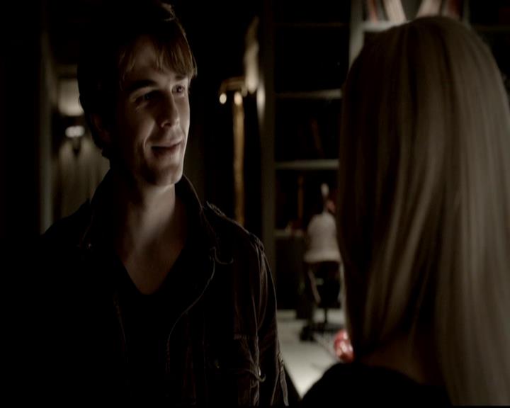 VampireDiariesWorld-dot-org_4x11CatchMeIfYouCan1704.jpg