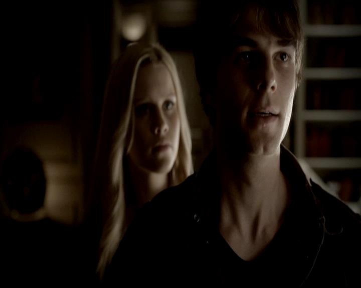 VampireDiariesWorld-dot-org_4x11CatchMeIfYouCan1712.jpg