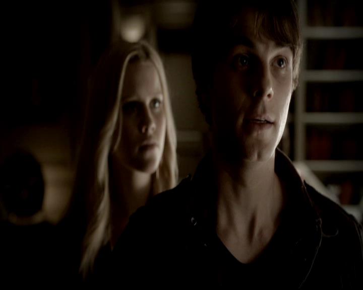 VampireDiariesWorld-dot-org_4x11CatchMeIfYouCan1713.jpg