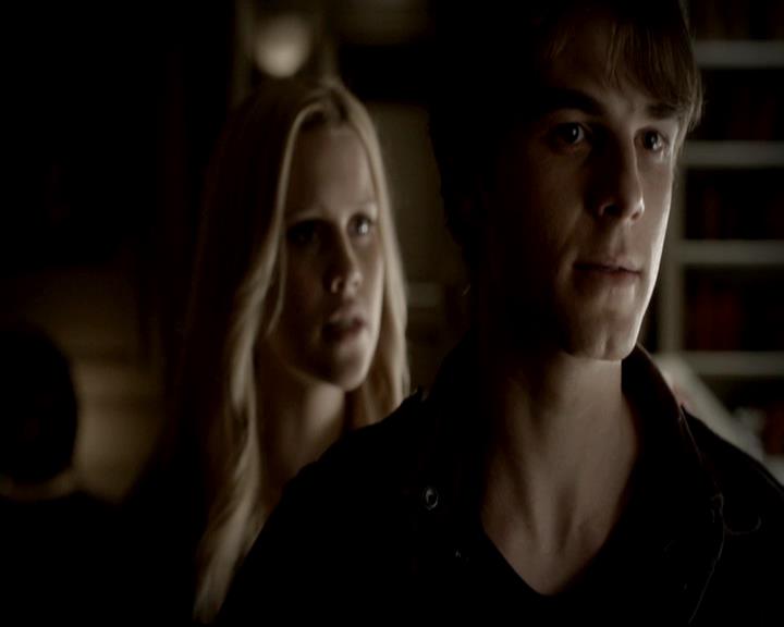 VampireDiariesWorld-dot-org_4x11CatchMeIfYouCan1720.jpg