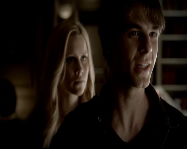 VampireDiariesWorld-dot-org_4x11CatchMeIfYouCan1723.jpg