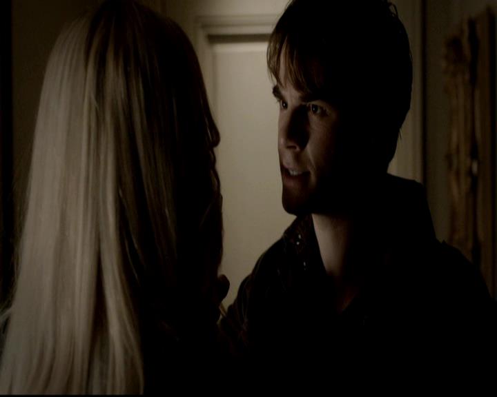 VampireDiariesWorld-dot-org_4x11CatchMeIfYouCan1746.jpg