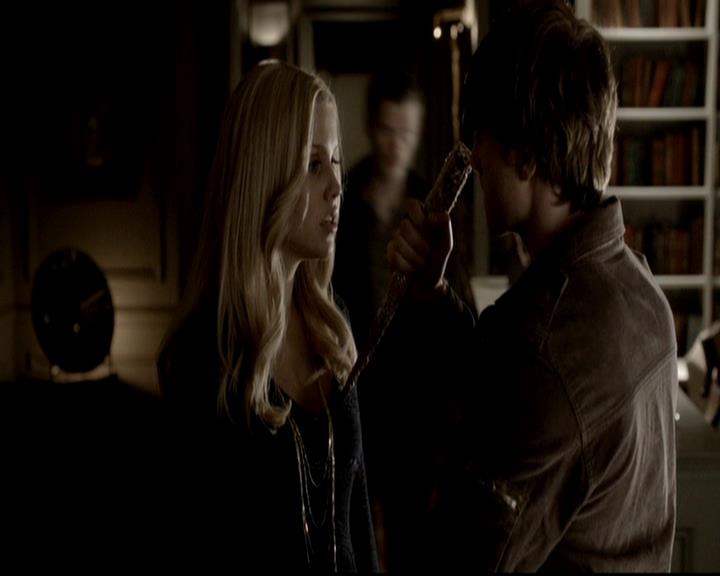 VampireDiariesWorld-dot-org_4x11CatchMeIfYouCan1747.jpg