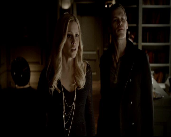 VampireDiariesWorld-dot-org_4x11CatchMeIfYouCan1749.jpg