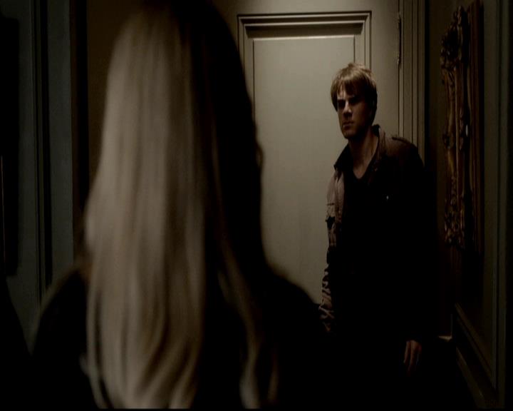 VampireDiariesWorld-dot-org_4x11CatchMeIfYouCan1750.jpg