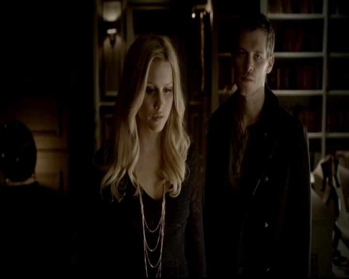 VampireDiariesWorld-dot-org_4x11CatchMeIfYouCan1755.jpg