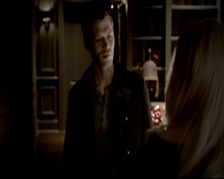 VampireDiariesWorld-dot-org_4x11CatchMeIfYouCan1758.jpg