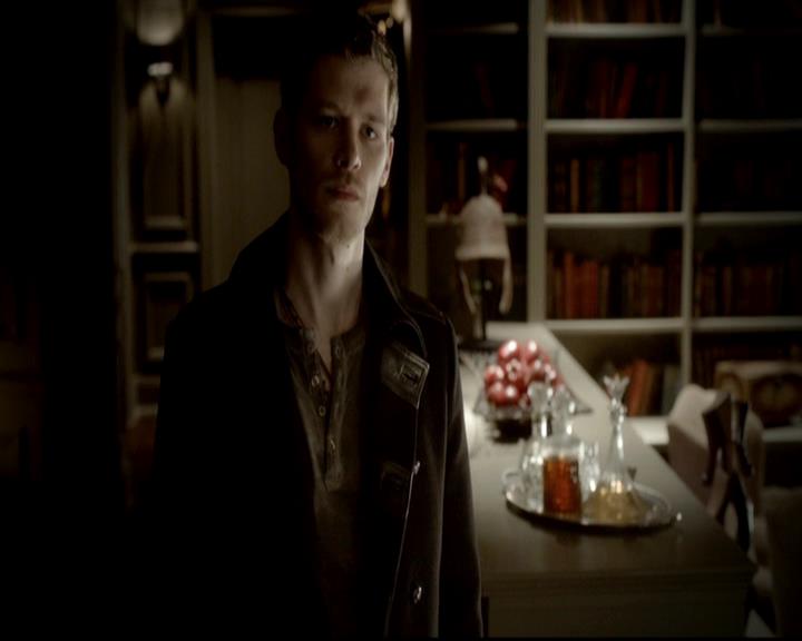 VampireDiariesWorld-dot-org_4x11CatchMeIfYouCan1772.jpg