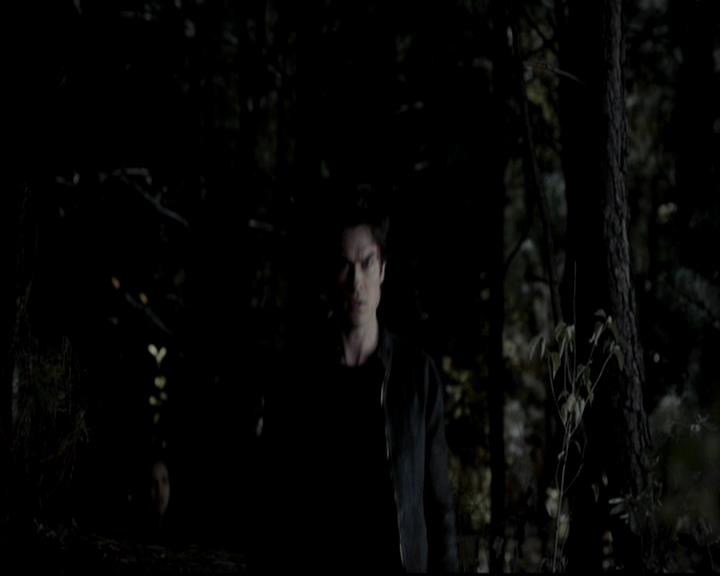 VampireDiariesWorld-dot-org_4x11CatchMeIfYouCan1788.jpg