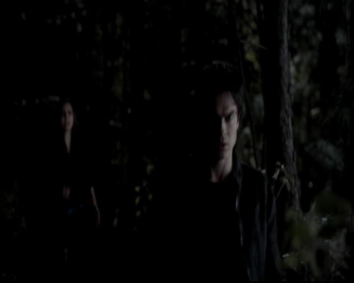 VampireDiariesWorld-dot-org_4x11CatchMeIfYouCan1789.jpg