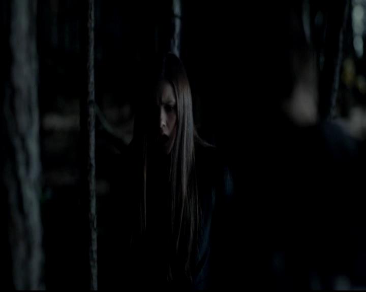 VampireDiariesWorld-dot-org_4x11CatchMeIfYouCan1850.jpg