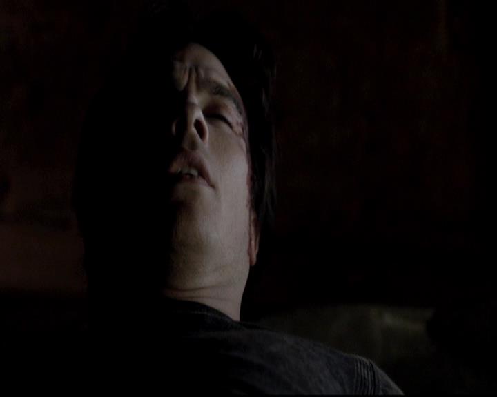 VampireDiariesWorld-dot-org_4x11CatchMeIfYouCan1875.jpg