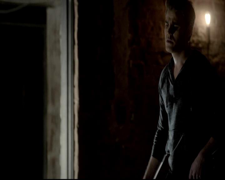 VampireDiariesWorld-dot-org_4x11CatchMeIfYouCan1913.jpg