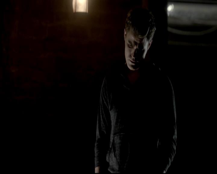 VampireDiariesWorld-dot-org_4x11CatchMeIfYouCan1917.jpg