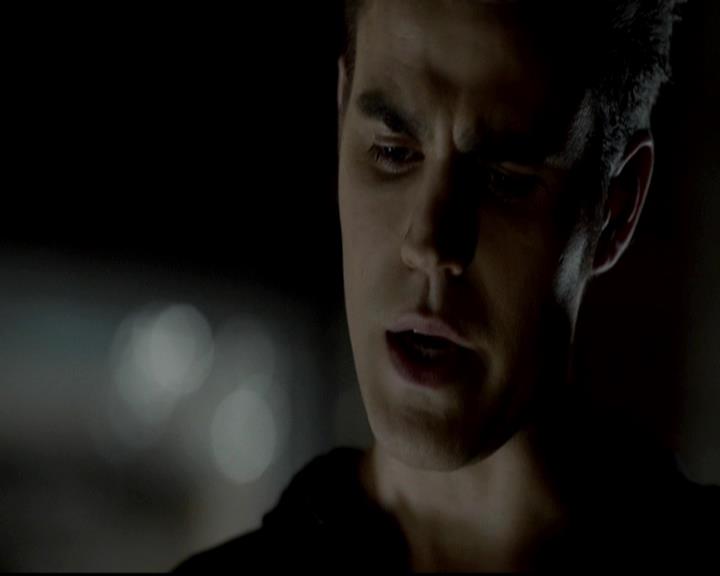 VampireDiariesWorld-dot-org_4x11CatchMeIfYouCan1921.jpg