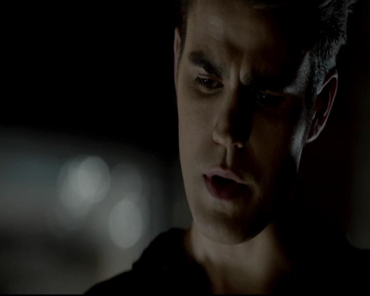 VampireDiariesWorld-dot-org_4x11CatchMeIfYouCan1922.jpg