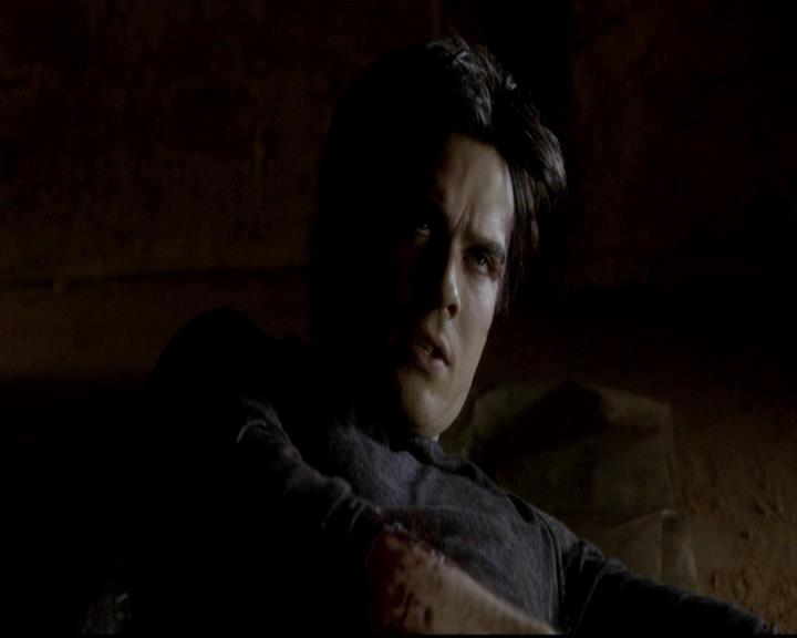 VampireDiariesWorld-dot-org_4x11CatchMeIfYouCan1926.jpg