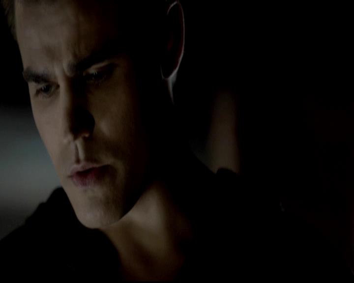 VampireDiariesWorld-dot-org_4x11CatchMeIfYouCan1927.jpg