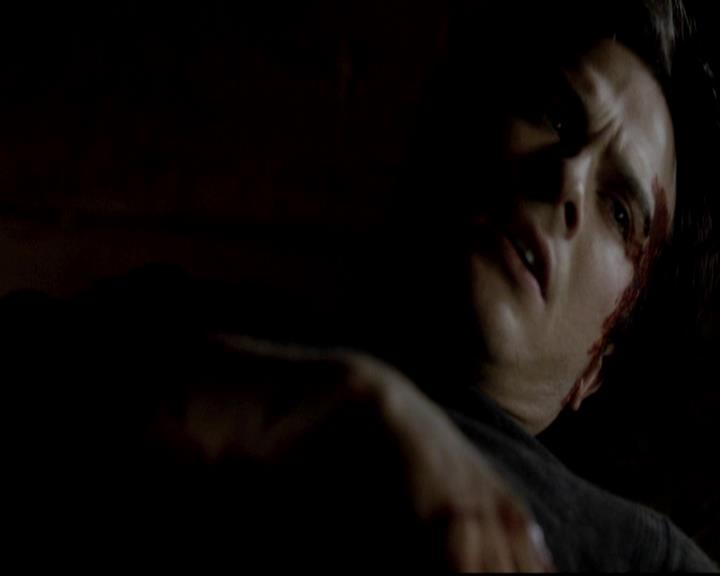 VampireDiariesWorld-dot-org_4x11CatchMeIfYouCan1936.jpg