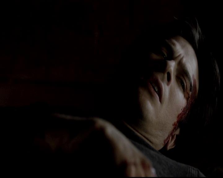 VampireDiariesWorld-dot-org_4x11CatchMeIfYouCan1937.jpg