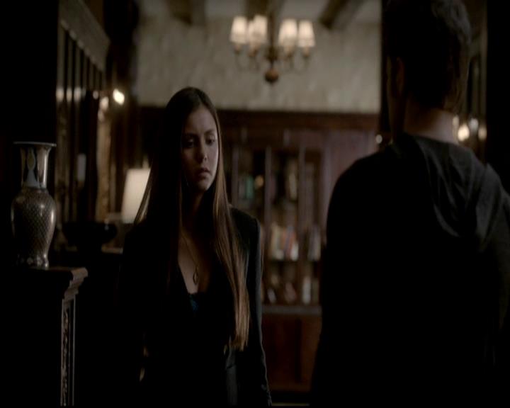 VampireDiariesWorld-dot-org_4x11CatchMeIfYouCan1948.jpg