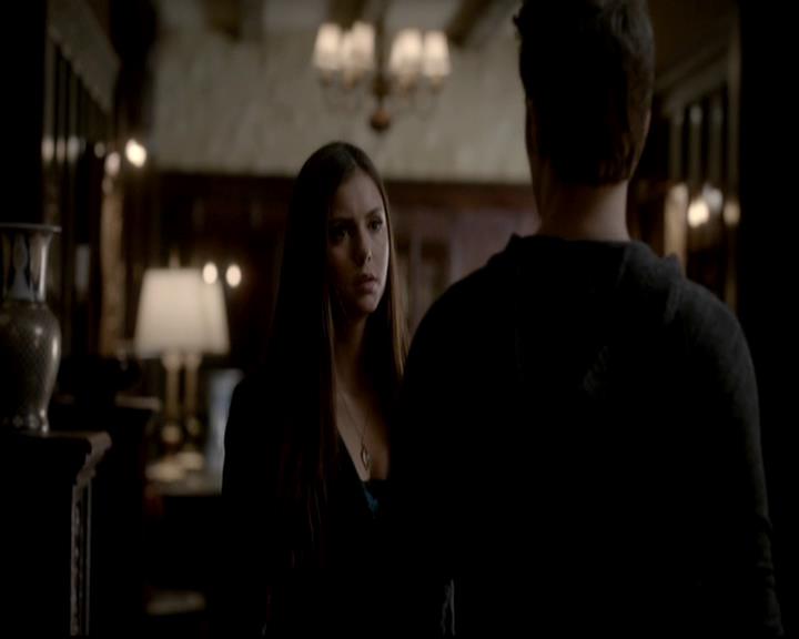 VampireDiariesWorld-dot-org_4x11CatchMeIfYouCan1949.jpg