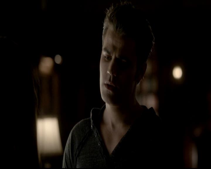 VampireDiariesWorld-dot-org_4x11CatchMeIfYouCan1951.jpg