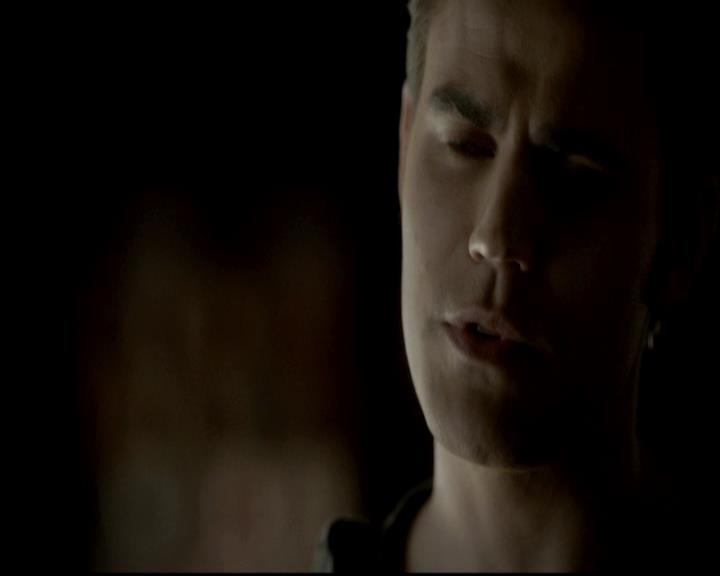 VampireDiariesWorld-dot-org_4x11CatchMeIfYouCan1958.jpg