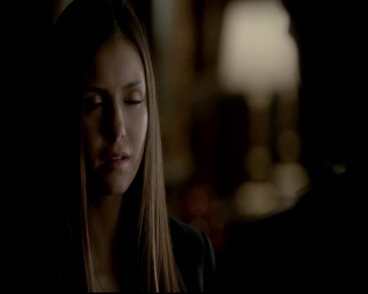 VampireDiariesWorld-dot-org_4x11CatchMeIfYouCan1978.jpg