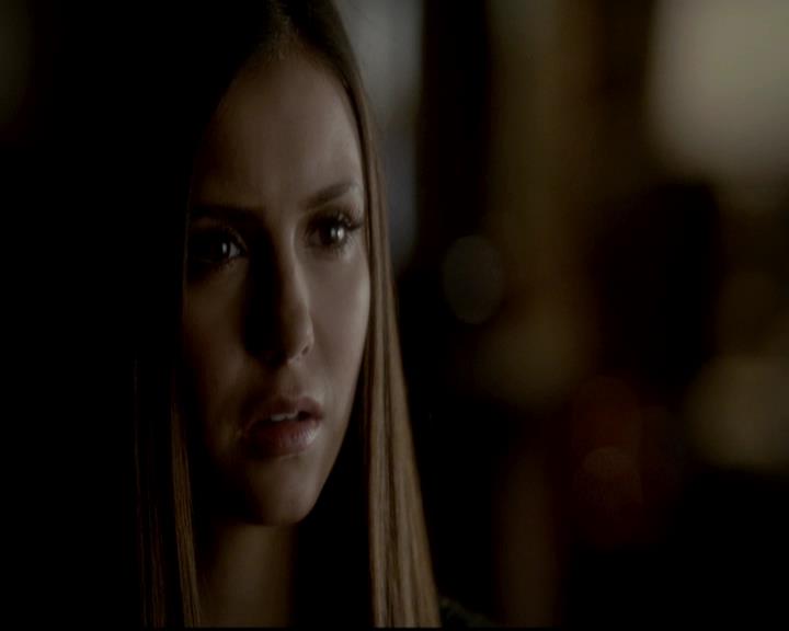 VampireDiariesWorld-dot-org_4x11CatchMeIfYouCan1990.jpg