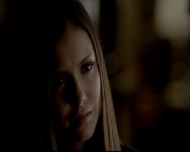 VampireDiariesWorld-dot-org_4x11CatchMeIfYouCan1999.jpg