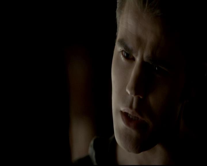 VampireDiariesWorld-dot-org_4x11CatchMeIfYouCan2002.jpg