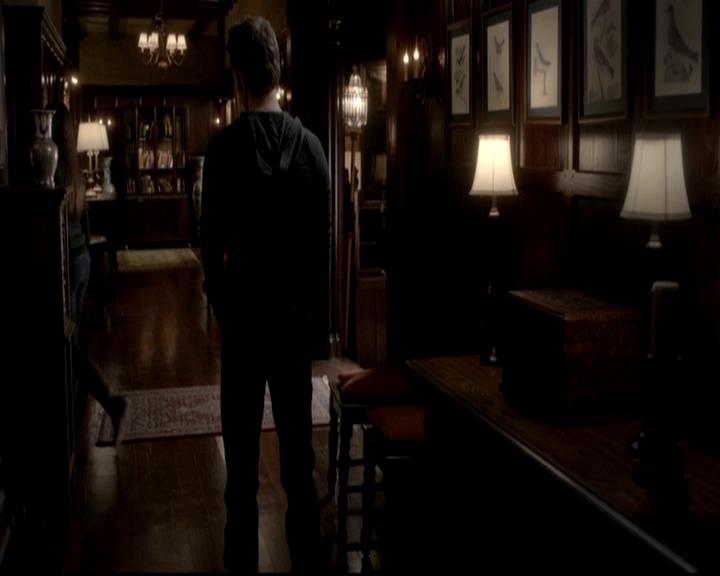 VampireDiariesWorld-dot-org_4x11CatchMeIfYouCan2030.jpg