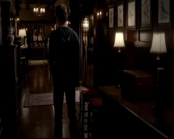 VampireDiariesWorld-dot-org_4x11CatchMeIfYouCan2031.jpg