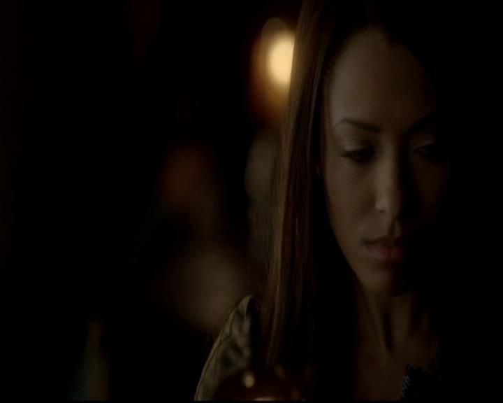 VampireDiariesWorld-dot-org_4x11CatchMeIfYouCan2070.jpg