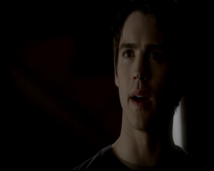 VampireDiariesWorld-dot-org_4x11CatchMeIfYouCan2092.jpg