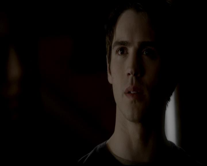 VampireDiariesWorld-dot-org_4x11CatchMeIfYouCan2093.jpg