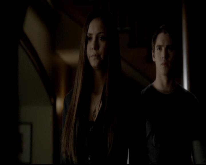 VampireDiariesWorld-dot-org_4x11CatchMeIfYouCan2103.jpg