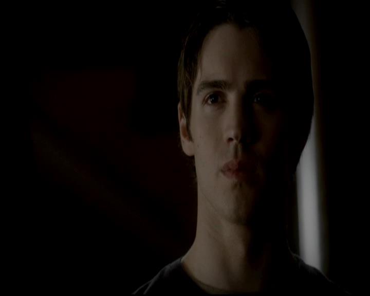 VampireDiariesWorld-dot-org_4x11CatchMeIfYouCan2124.jpg