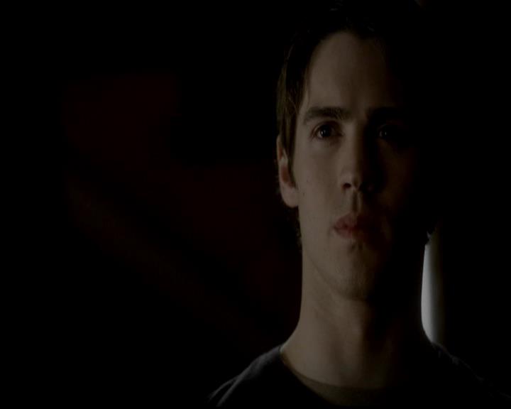 VampireDiariesWorld-dot-org_4x11CatchMeIfYouCan2132.jpg