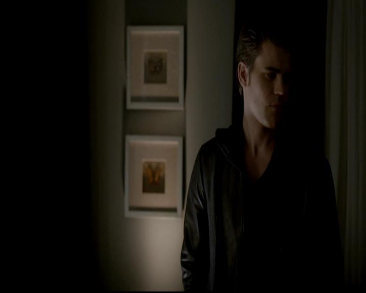 VampireDiariesWorld-dot-org_4x11CatchMeIfYouCan2158.jpg