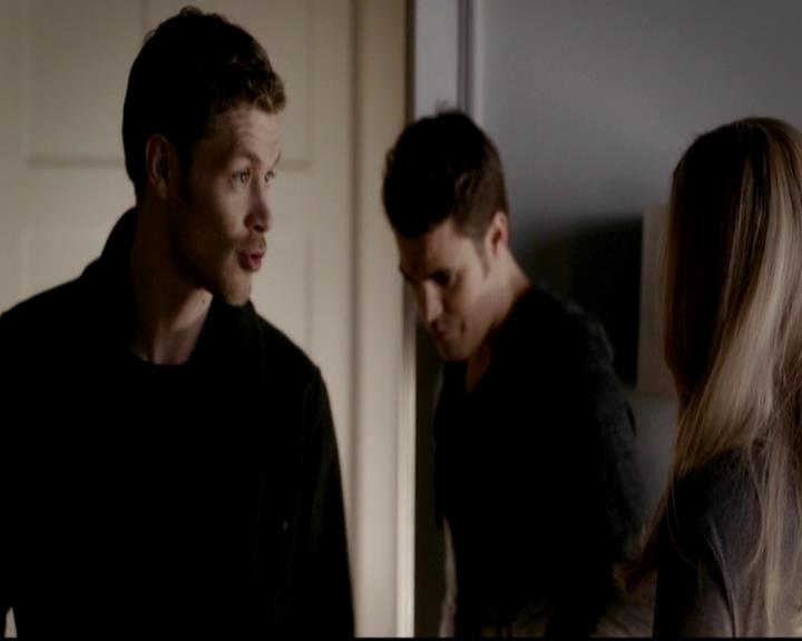 VampireDiariesWorld-dot-org_4x12AViewToAKill0057.jpg